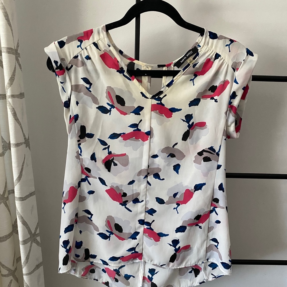 Women’s Blouse